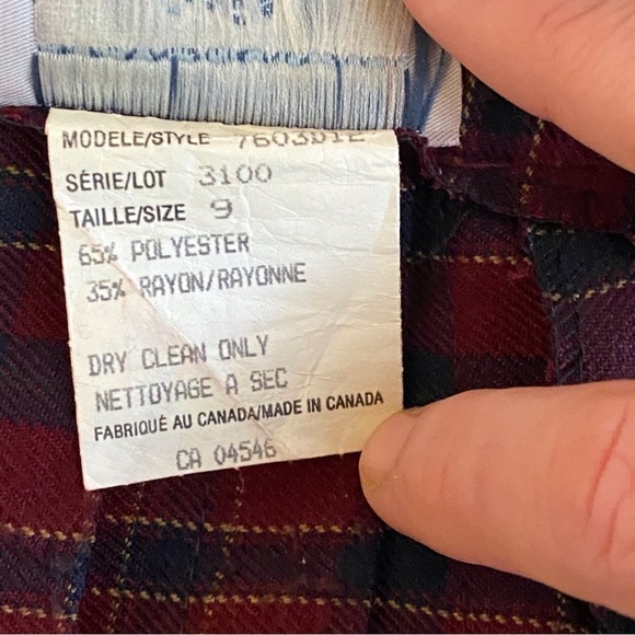 𝅺VINTAGE Evidence 90s Plaid School Girl Academia Skirt Made in Canada Size 8 - Picture 7 of 7